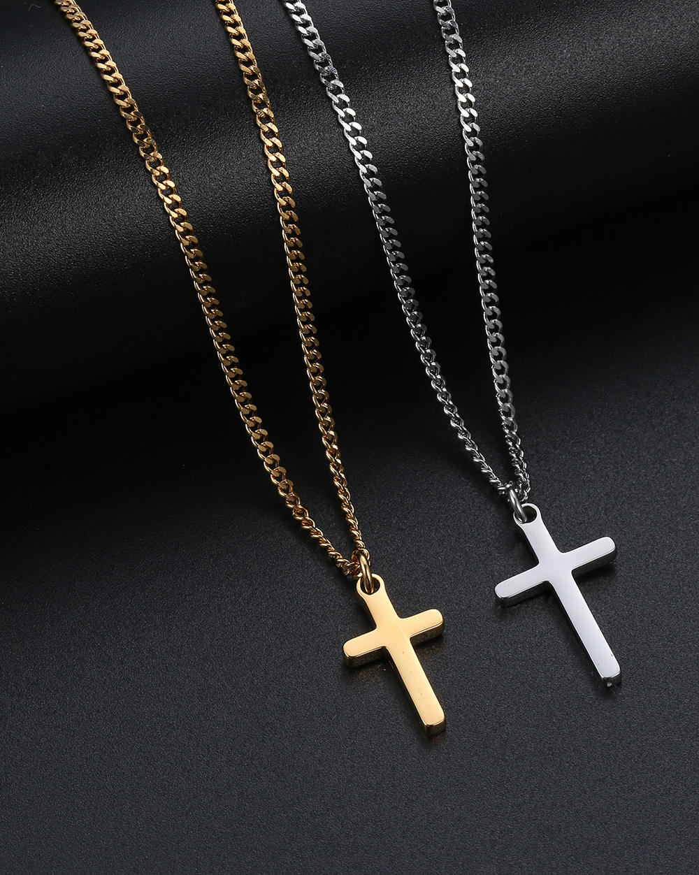 Crux Divinum — Colgante Cruz Cristiana para Hombre