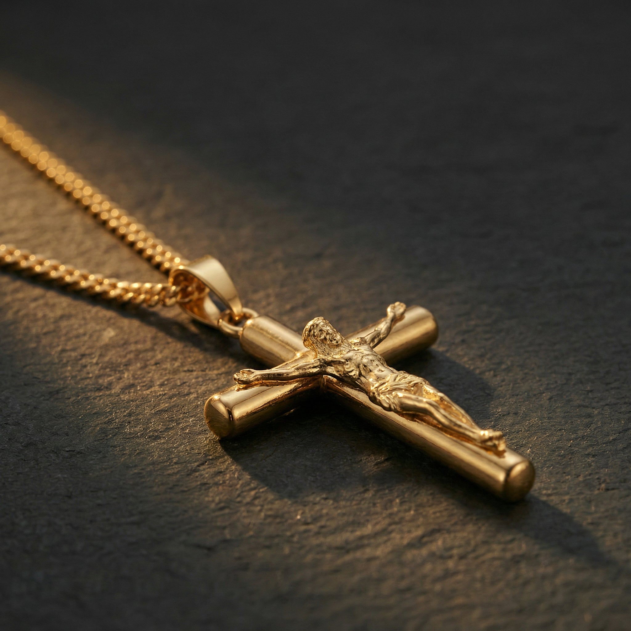 Christus Rex | Colgante Crucifijo